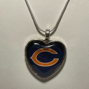 Chicago Bears NFL Heart Charm w/ 925 Chain NEW!!